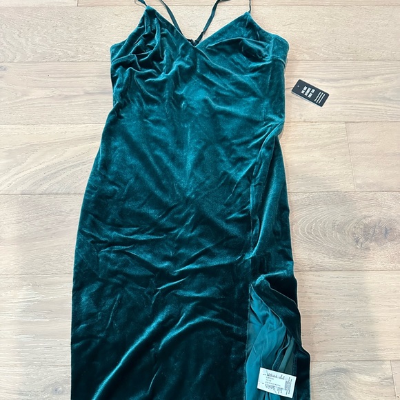 Express Green Velvet Crossback Spaghetti Strap Dress - Picture 3 of 4